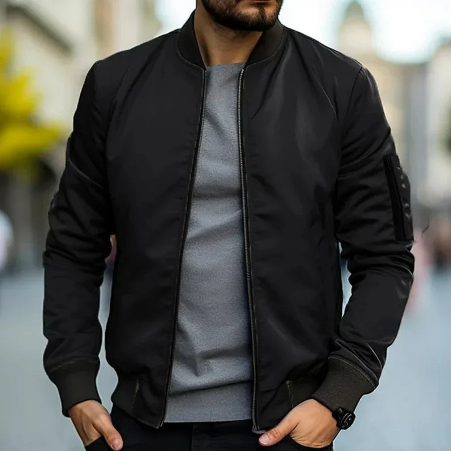 Bomber hombre clásico ligero con cuello elástico