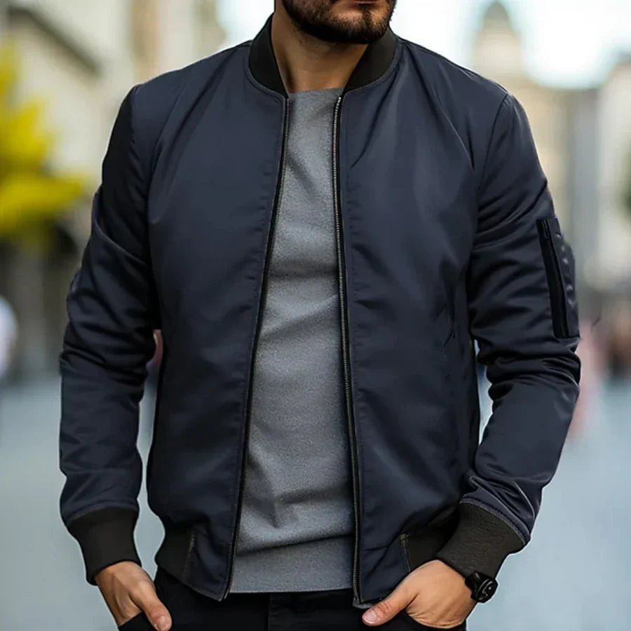 Bomber hombre clásico ligero con cuello elástico