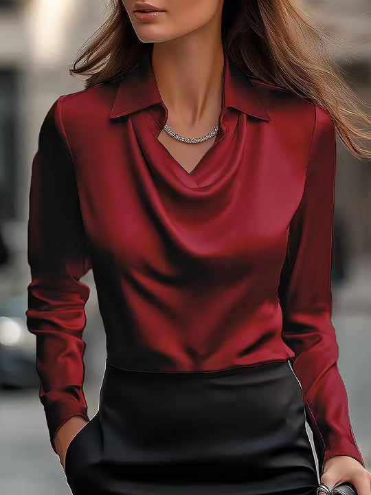 Adriana - Blusa Elegante de Satén Blanco con Escote Drapeado