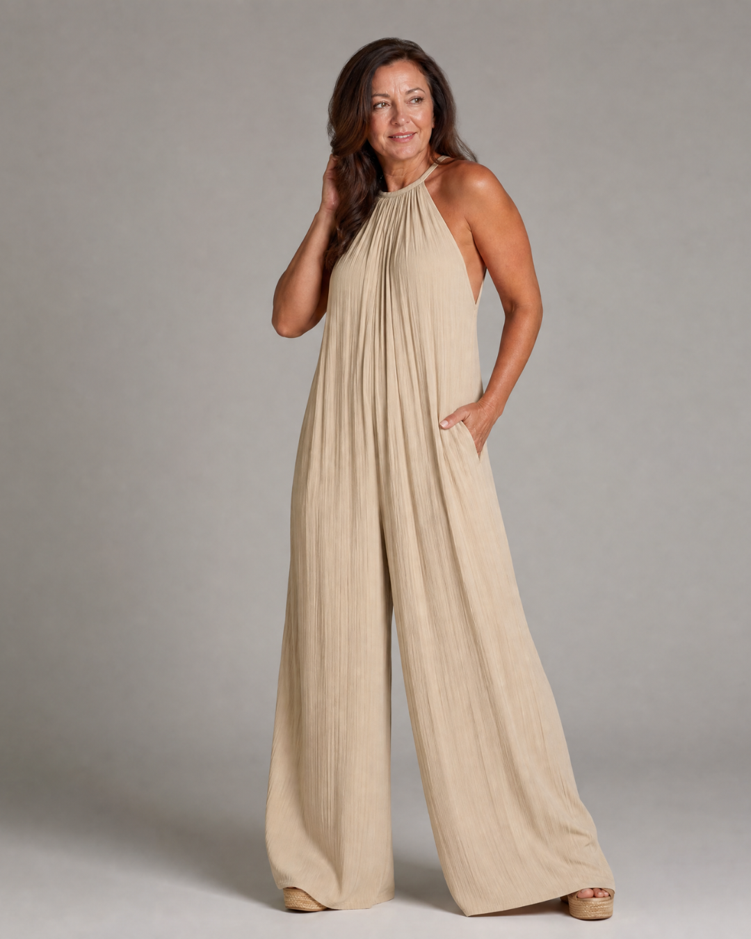 Florencia | Mono de Pierna Ancha con Cuello Halter Plisado