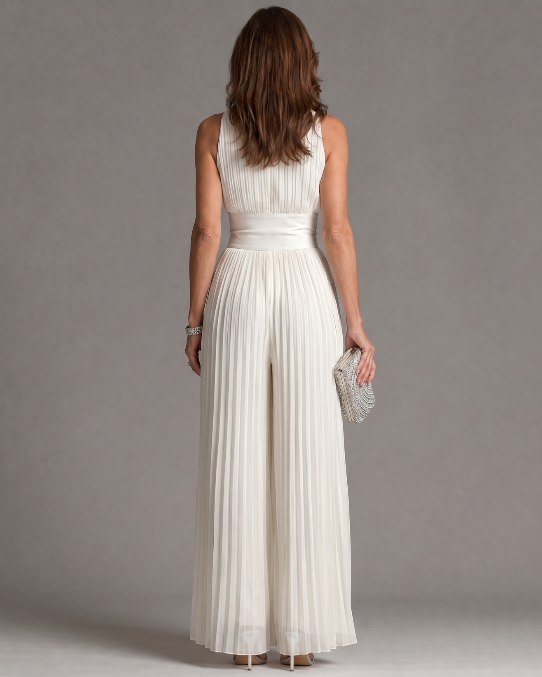 Teodora | Mono de Pierna Ancha con Cuello Halter Plisado y Cintura Ajustada