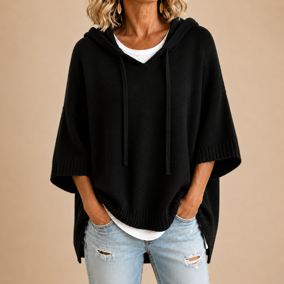 MIRELLA™ Poncho de Punto con Capucha