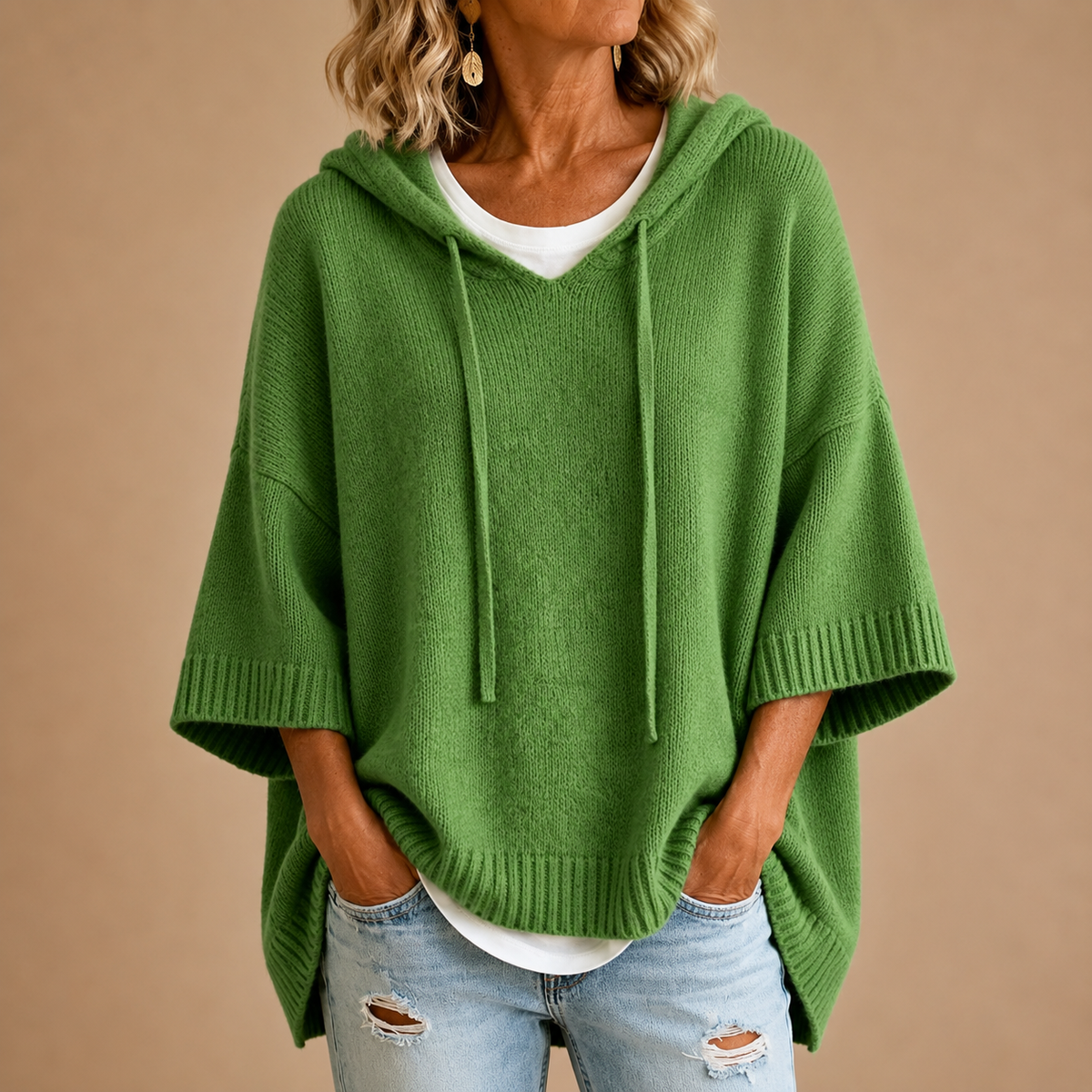 MIRELLA™ Poncho de Punto con Capucha