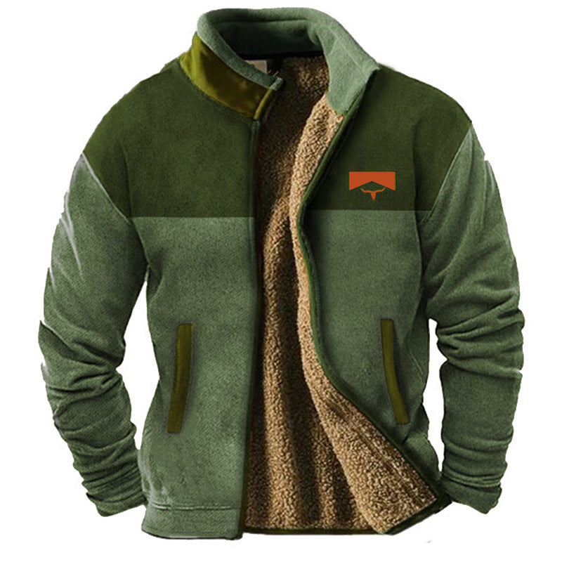 Chaqueta polar hombre con cuello alto y mangas estampadas