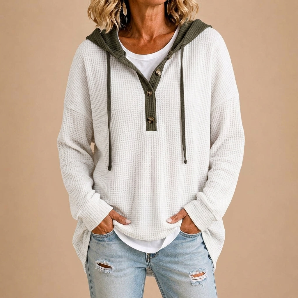 Poncho de Punto TIZIANA con Capucha y Botones