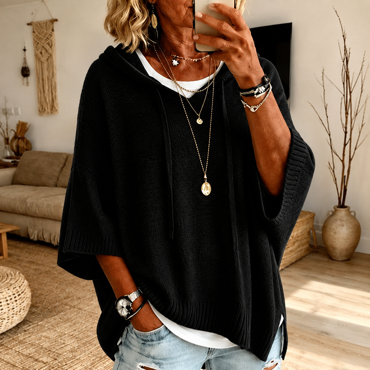 Sophie – Suéter Poncho Negro
