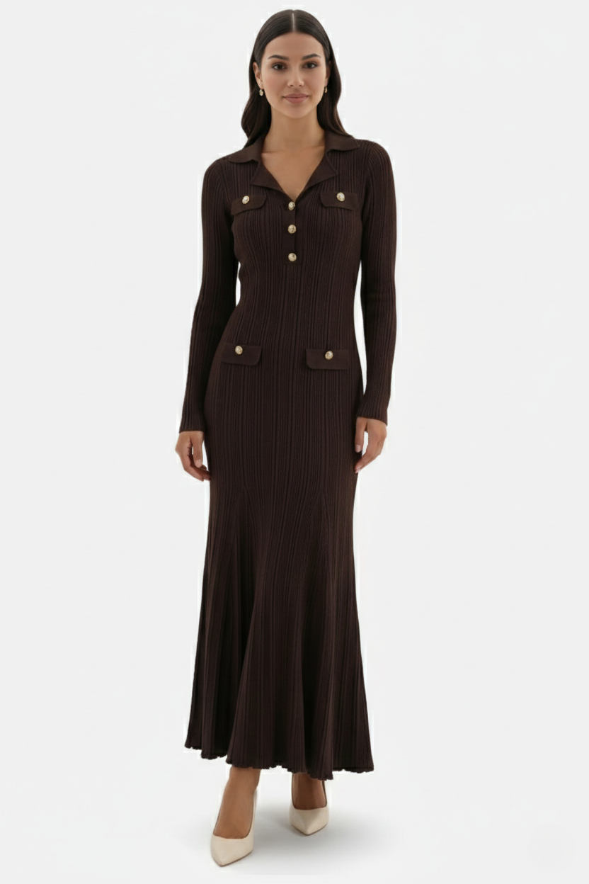 Abigail | Vestido Largo de Punto Canalé con Cuello Polo y Botones Dorados - Marrón chocolate