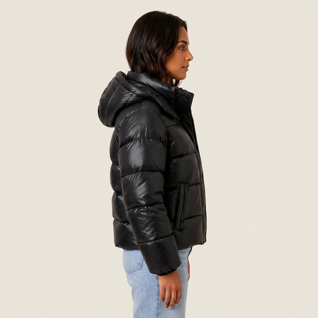 Abril | Chaqueta Acolchada Corta Brillante con Capucha Desmontable