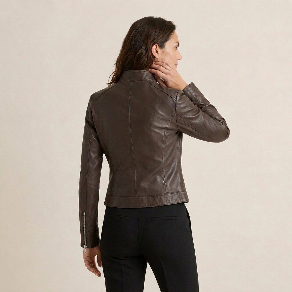 Agustina | Chaqueta Motera Efecto Piel con Cuello Mao Entallada