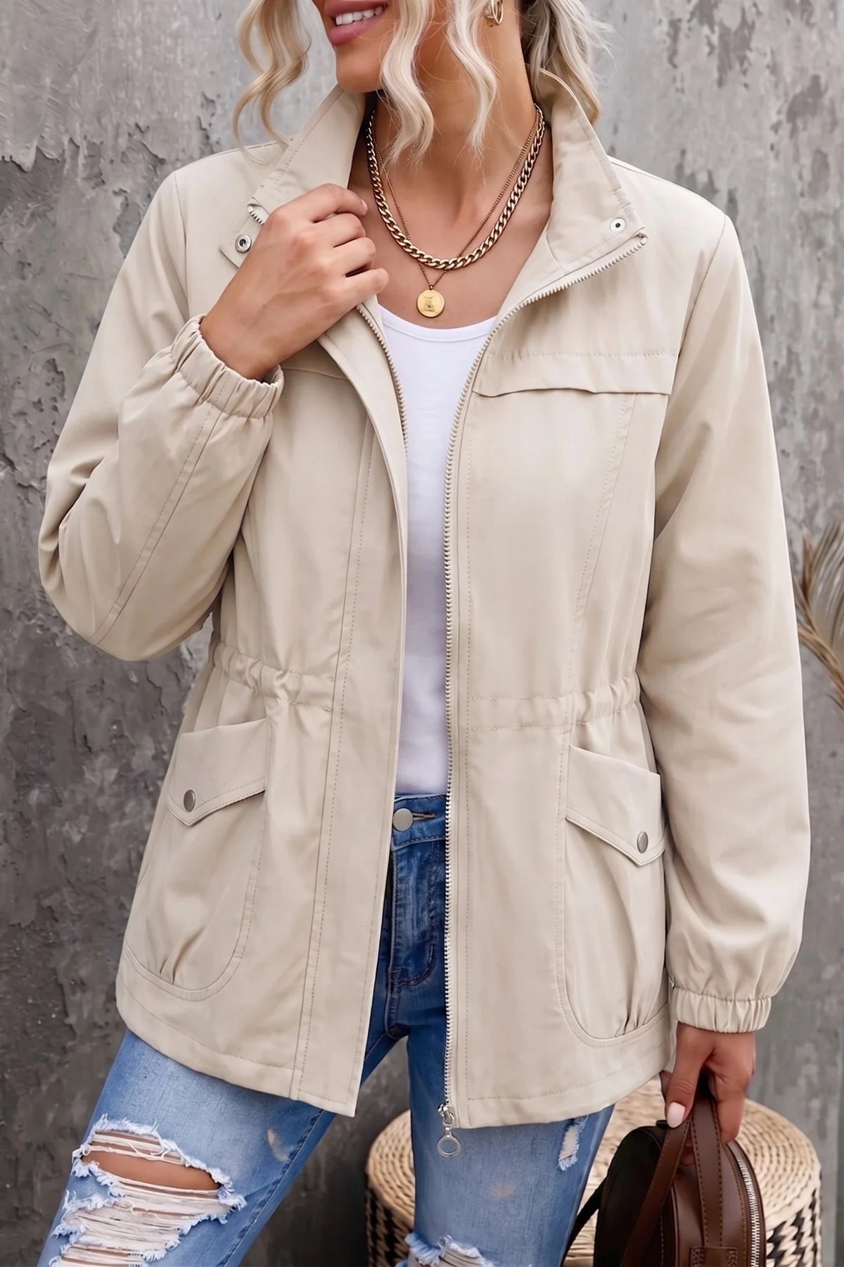 Alejandra | Chaqueta Ligera Resistente al Agua con Cintura Ajustable - Beige