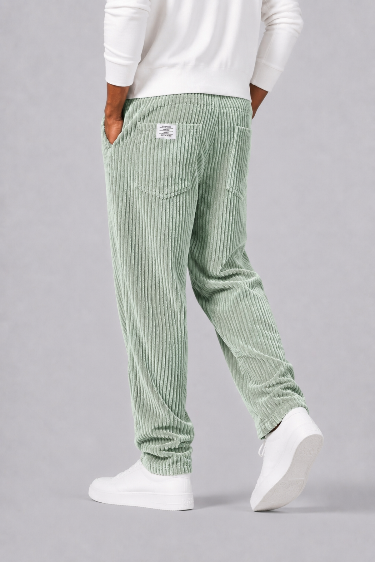 Armando | Pantalón de Pana para Hombre con Cintura Elástica y Pierna Recta - Verde claro