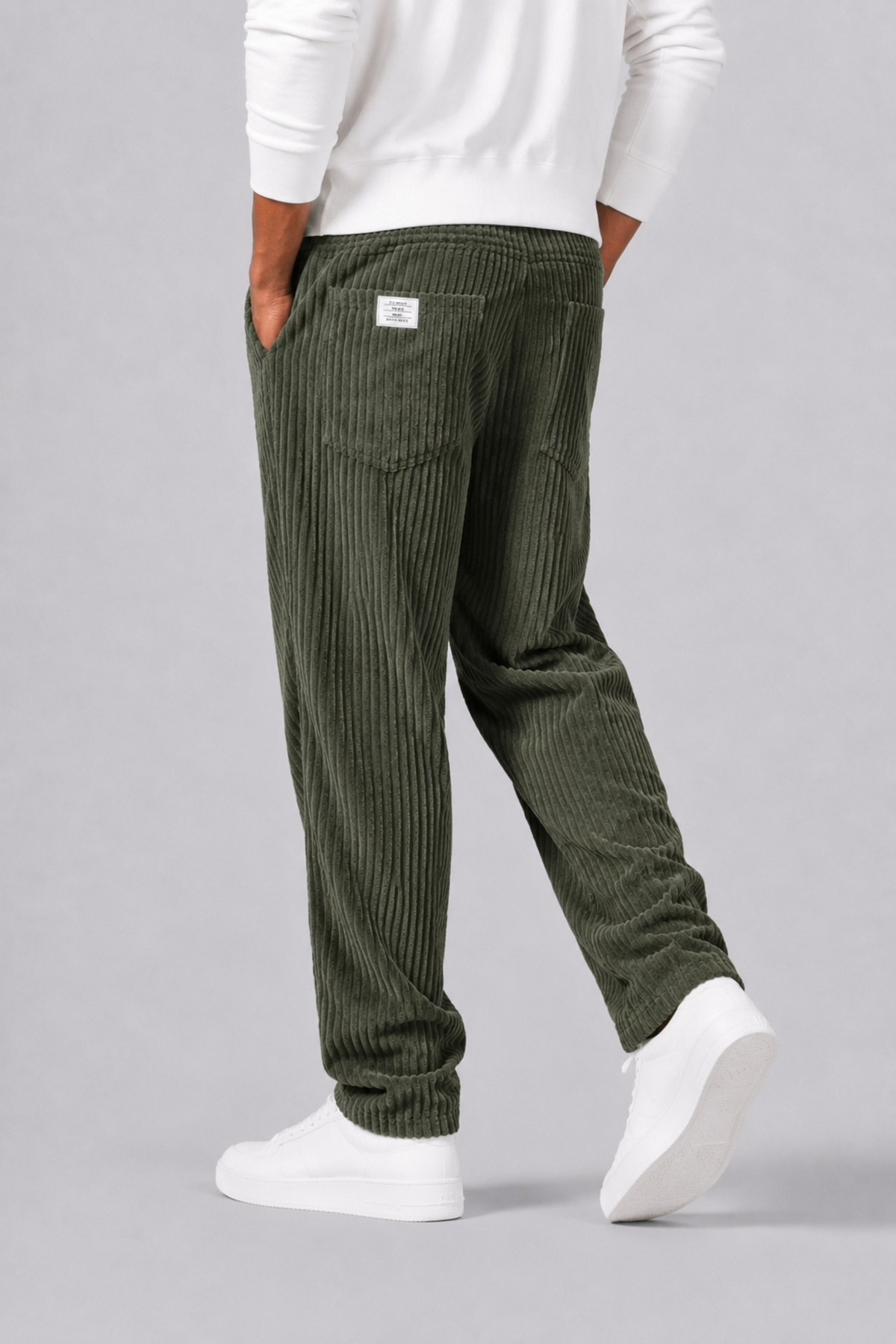 Armando | Pantalón de Pana para Hombre con Cintura Elástica y Pierna Recta - Verde oliva