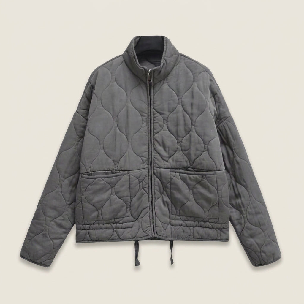 Brígida | Chaqueta Acolchada con Pespunte Ondulado y Cuello Alto