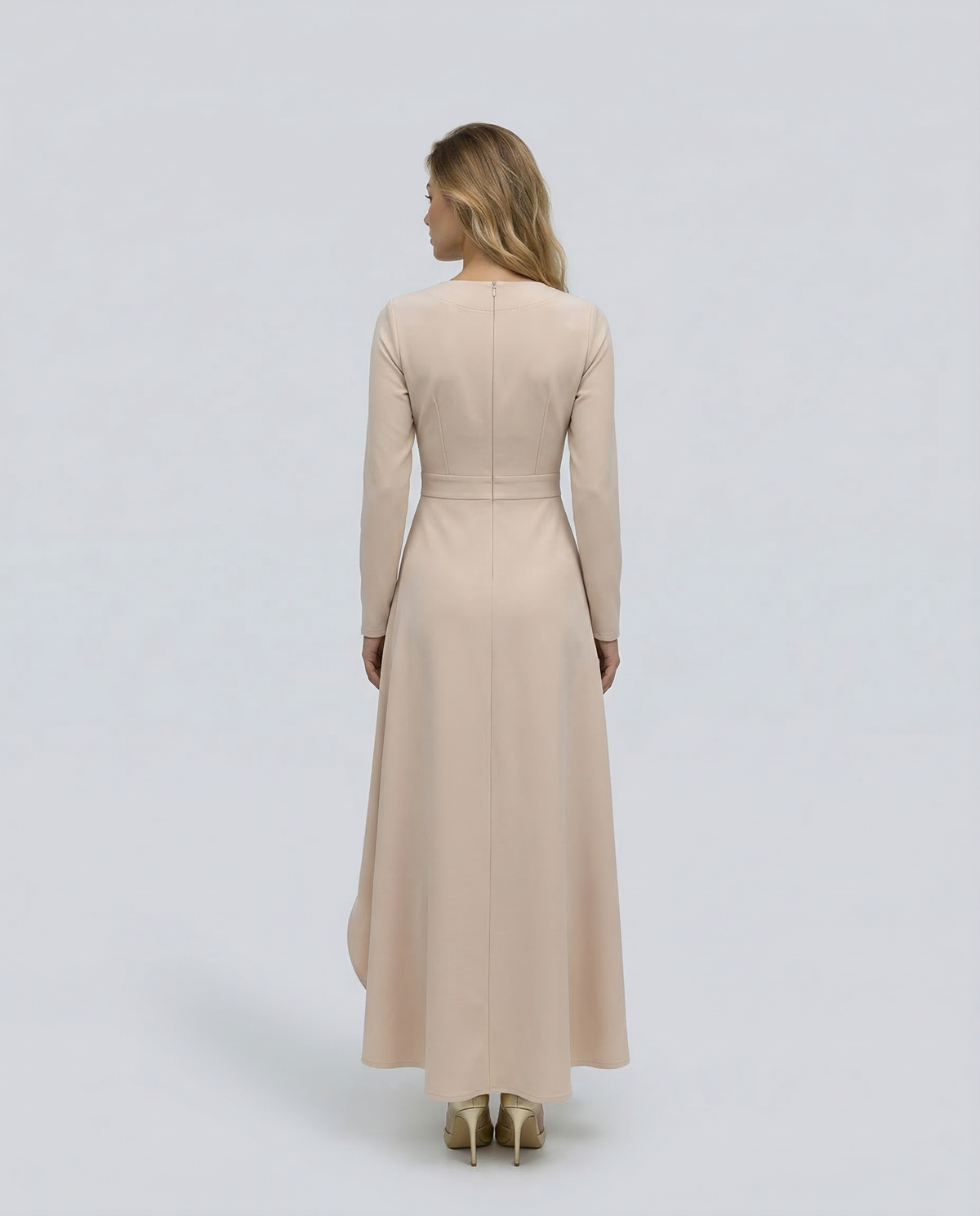 Carina | Vestido Midi Cruzado de Fiesta con Manga Larga y Bajo Asimétrico