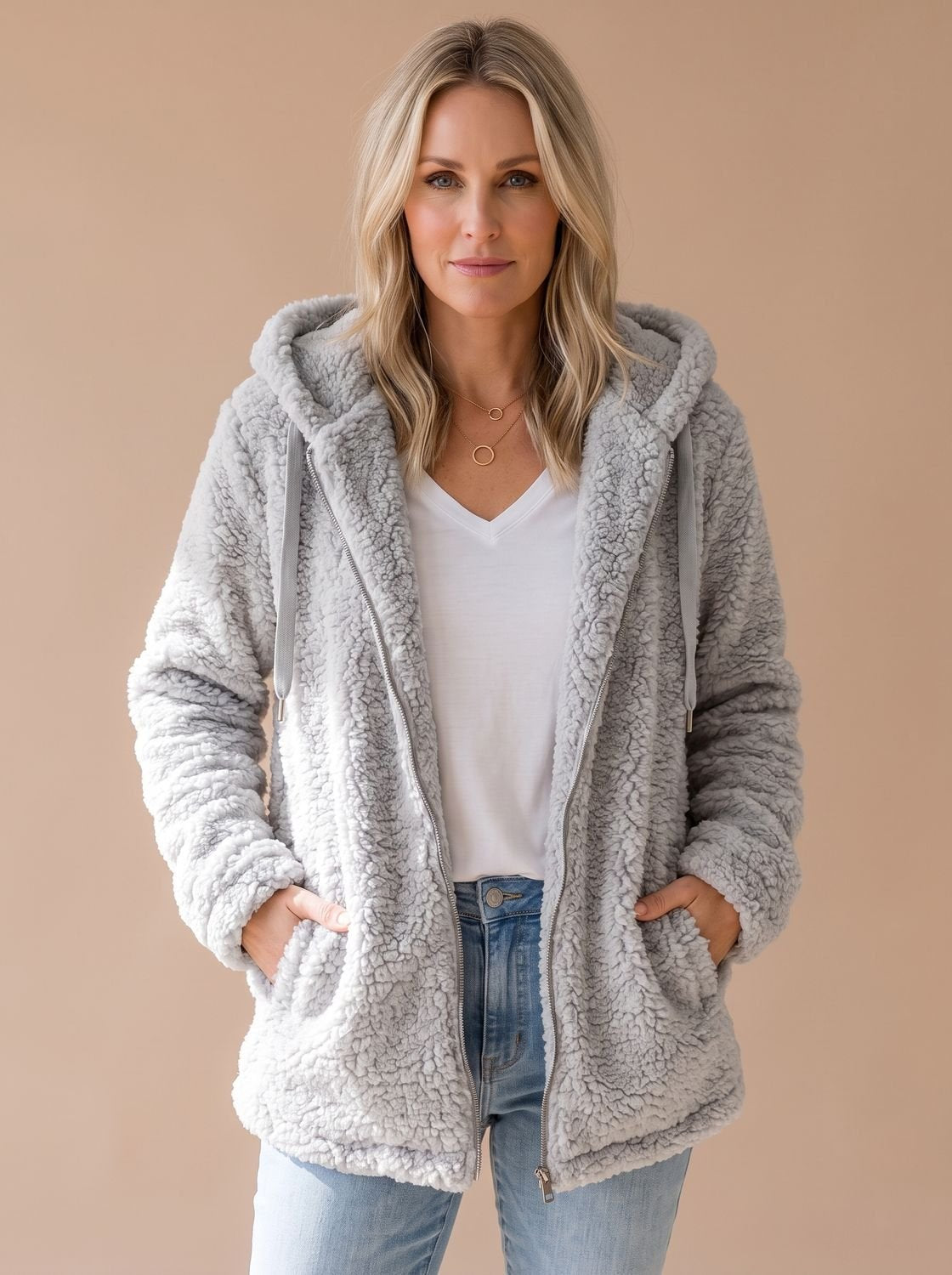 Casta | Chaqueta Oversize de Borreguito con Capucha y Cremallera - Gris claro