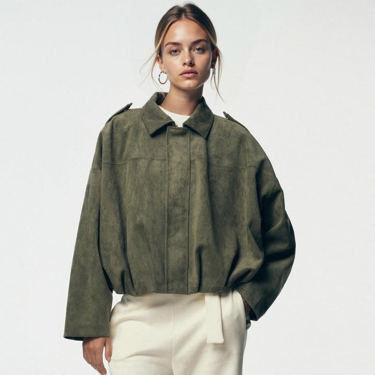 Cecilia | Cazadora Bomber Corta Oversize Efecto Ante con Cremallera - Verde oliva
