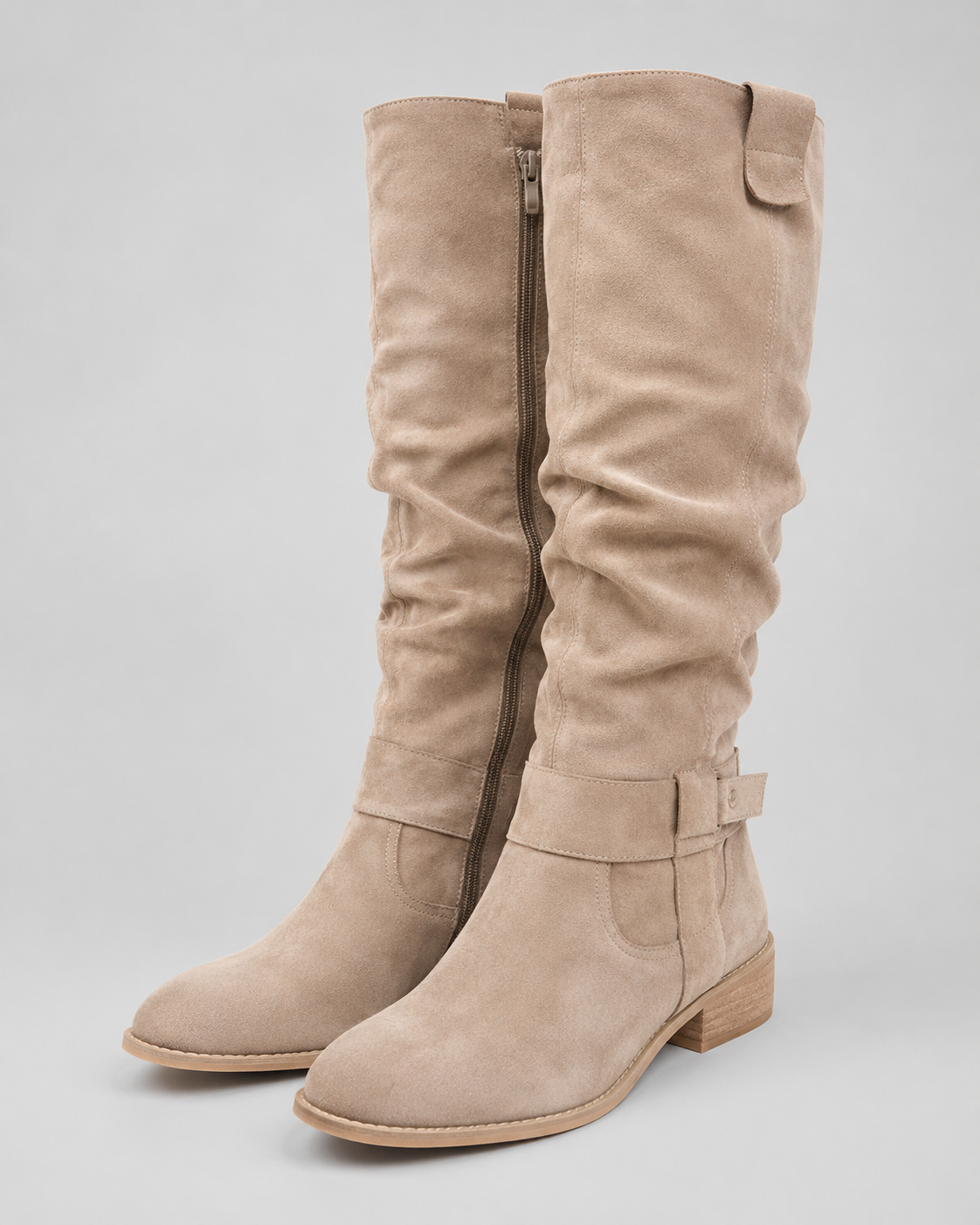 Covadonga | Botas Altas de Antelina con Tacón Bajo - Beige