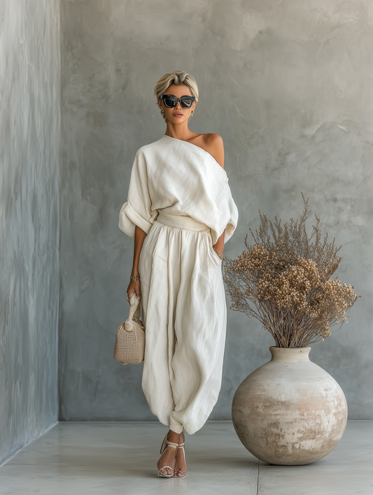 Conjunto Efecto Lino Blanco Roto para Mujer con Top de Hombros Descubiertos y Pantalones de Corte Cónico