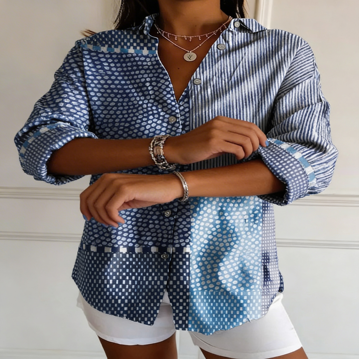 Mette | Blusa con Parche de Mosaico Azul
