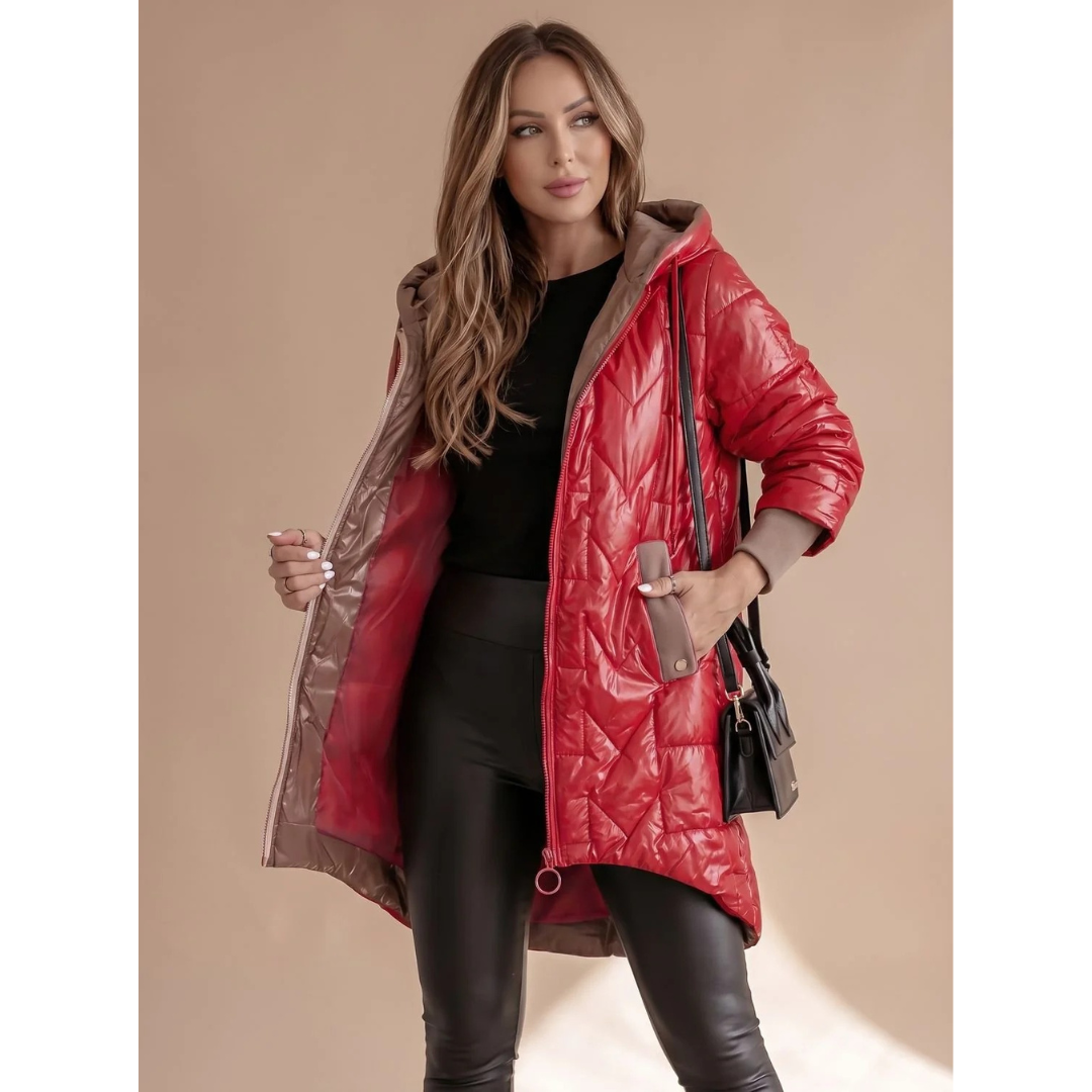Gregoria | Parka Acolchada de Rombos con Capucha y Bajo Asimétrico - Rojo