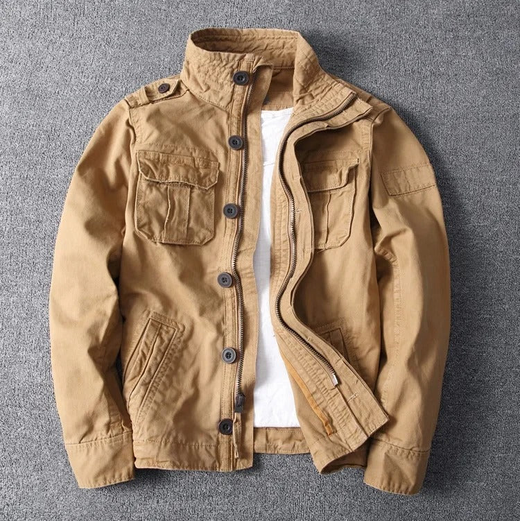 Chaqueta militar de hombre con bolsillos utilitarios – vista 3