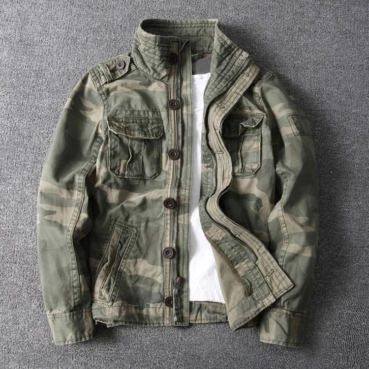 Chaqueta militar de hombre con bolsillos utilitarios – vista 5