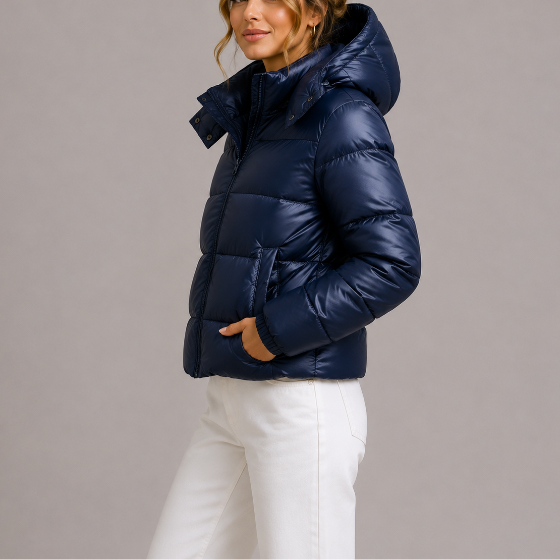 Juana | Chaqueta Acolchada Ligera Brillante con Capucha - Azul marino
