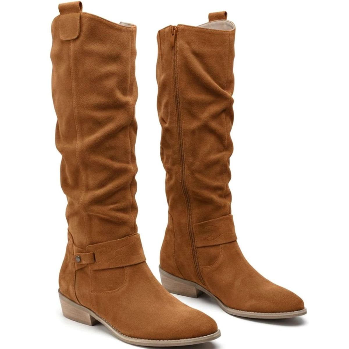 Lupe | Botas Altas Slouch Efecto Ante con Tira al Tobillo y Tacón Bajo - Camel