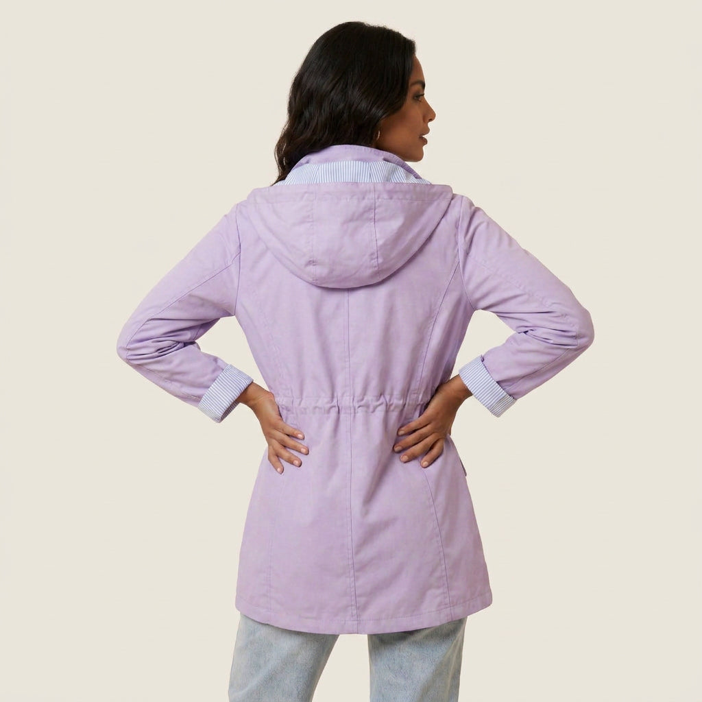 Magdalena | Parka Ligera con Capucha y Cintura Ajustable para Mujer