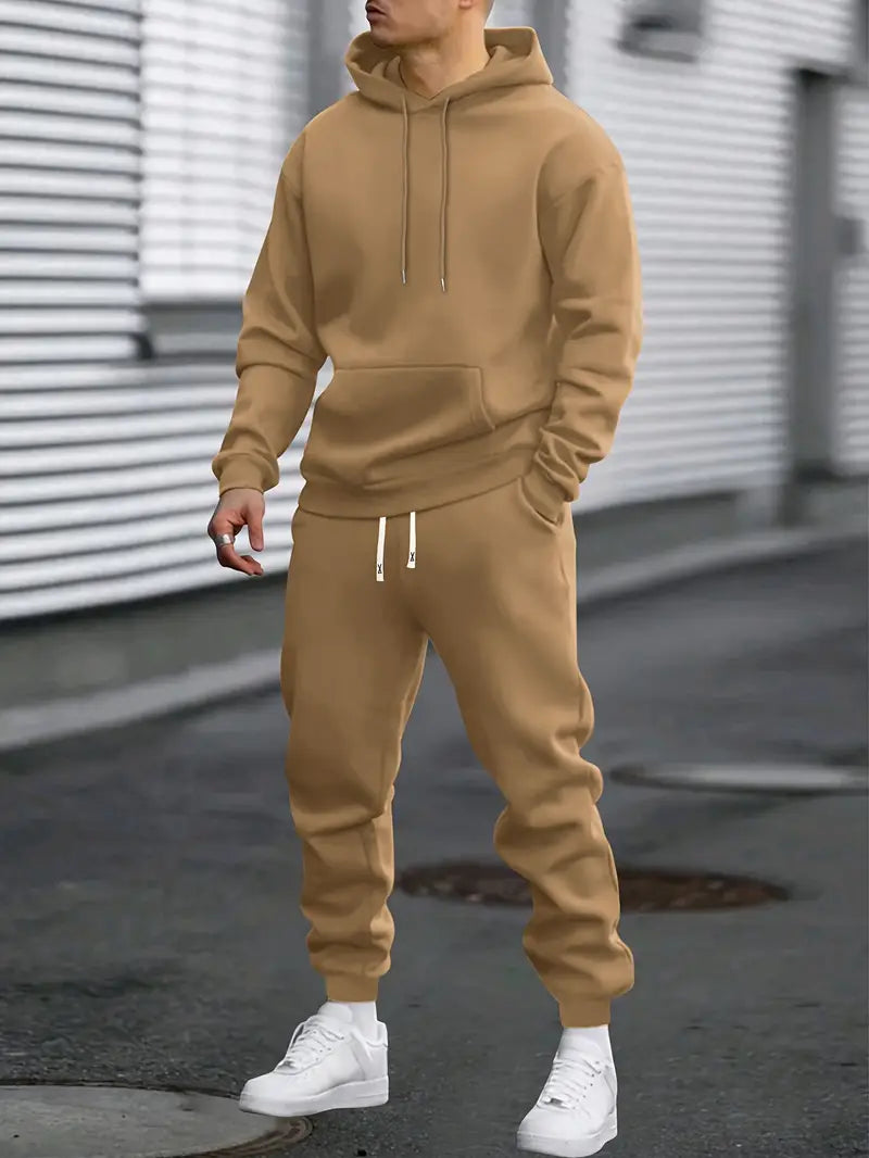 Chándal de hombre con sudadera con capucha y jogger - imagen 1