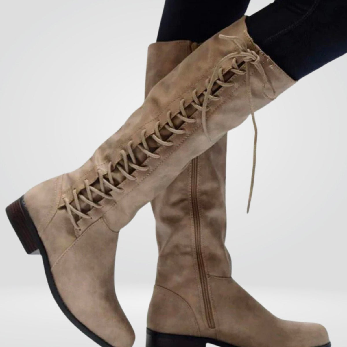 Mercé | Botas Altas con Cordón Trasero y Tacón Bajo de Bloque - Beige