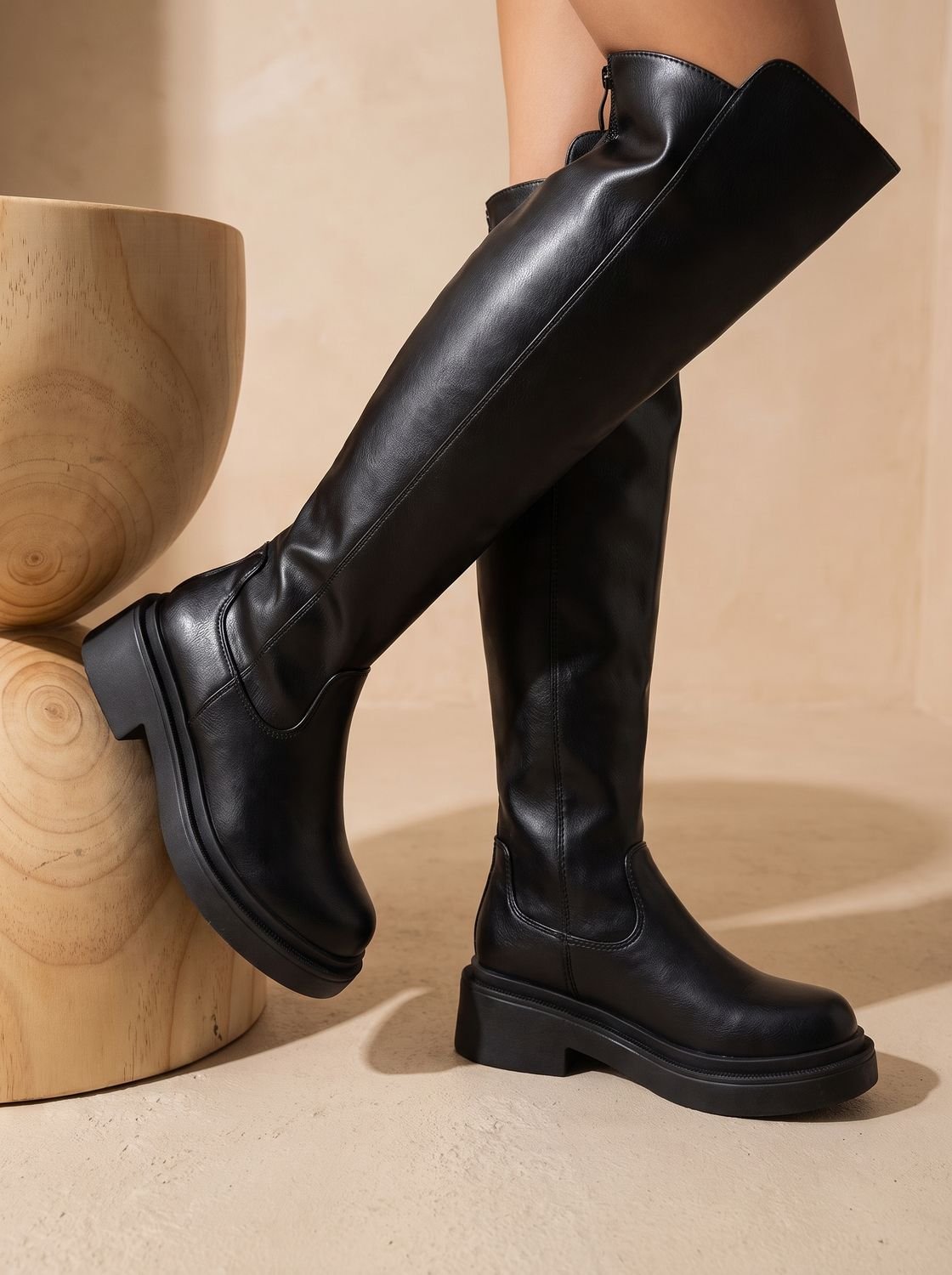Rosalinda | Botas Mosqueteras Efecto Piel con Plataforma y Panel Elástico