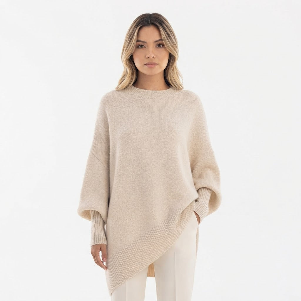 Jersey Oversize de Punto con Bajo Asimétrico y Cuello Redondo - Beige