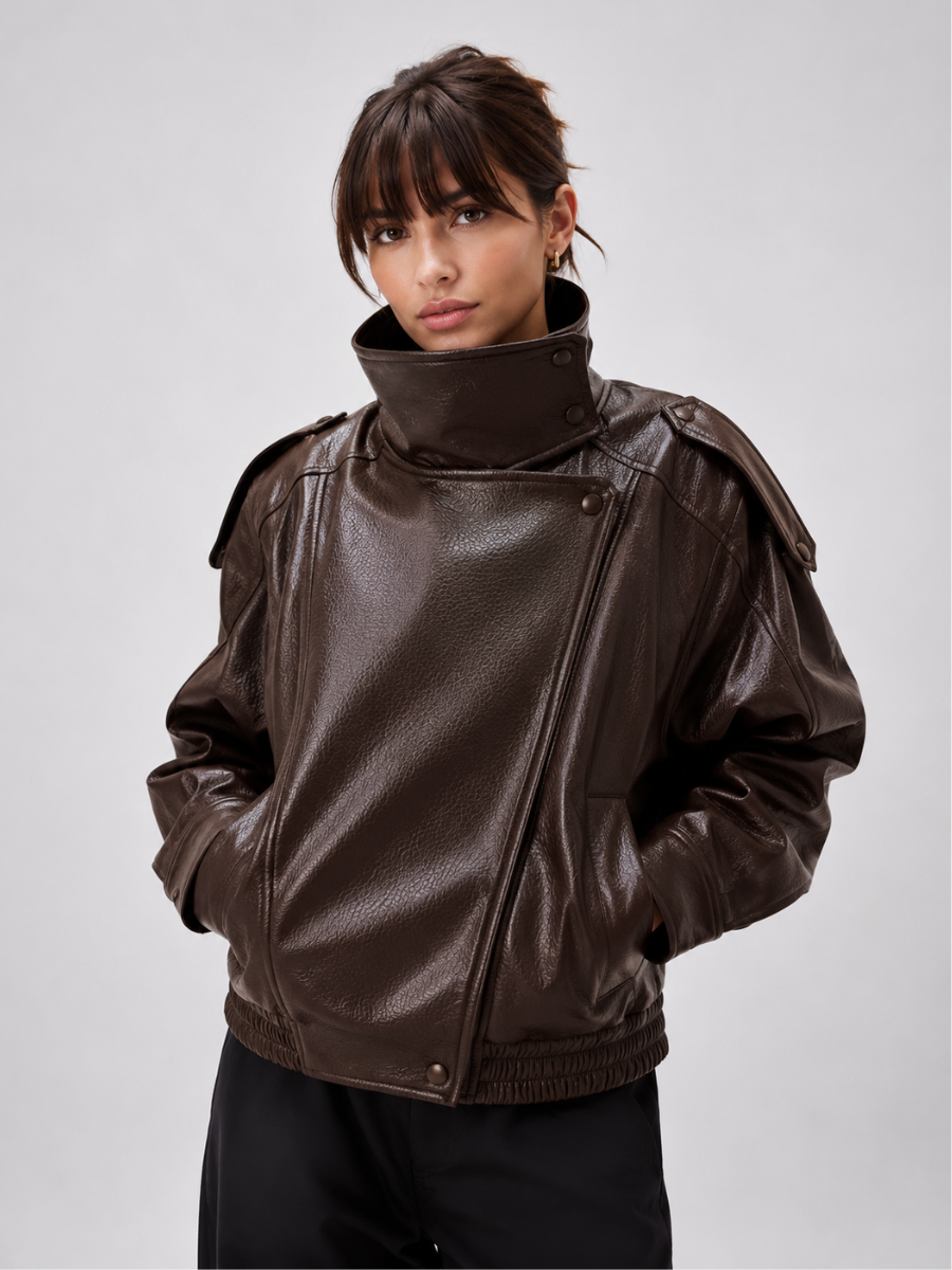 Selma | Cazadora Oversize Efecto Piel con Cuello Alto - Marrón