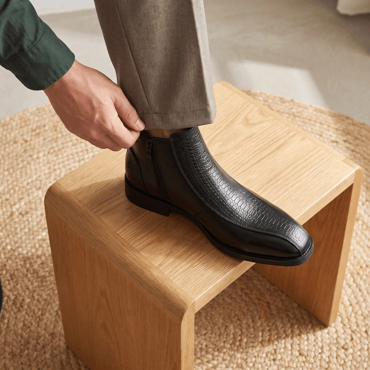 Wenceslao | Botines de Hombre Efecto Piel con Panel Trenzado y Cremallera